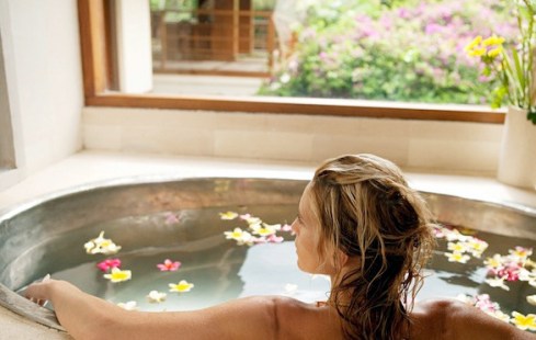 woman-detox-bath-recipes